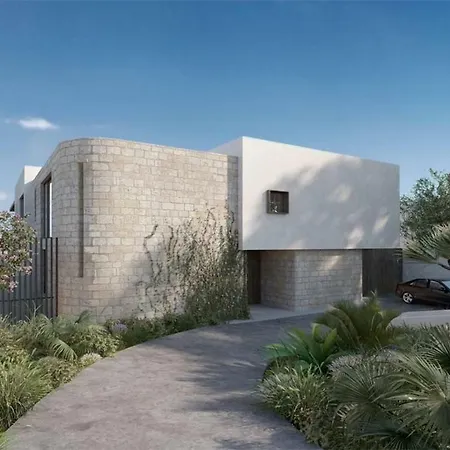 1mellieha, Malta